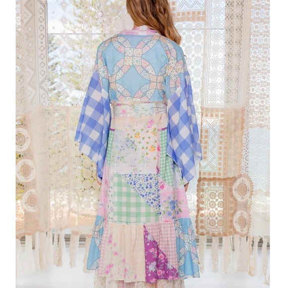 FILLYBOO QUILTED PATCHWORK LOLLIPOP ROBE HAND MADE SIGNATURE HAND PAINTED MOTIFS - Picture 6 of 15